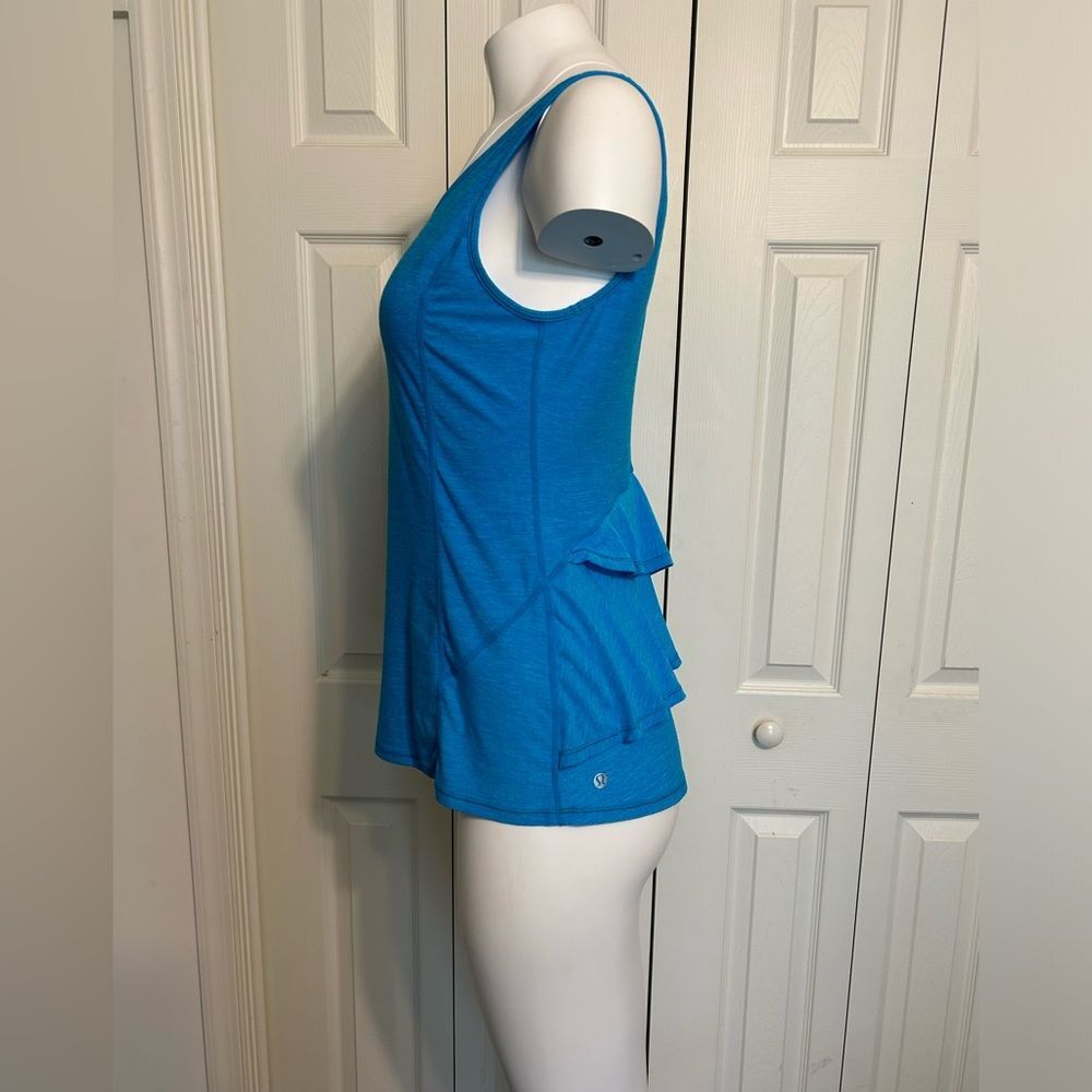 Lululemon women’s Hustle Ruffle Back Tank top - Picture 2 of 7